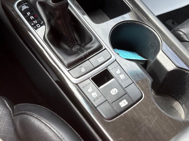 2019 Kia Optima EX photo 19