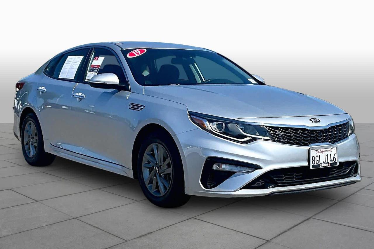 2019 Kia Optima LX