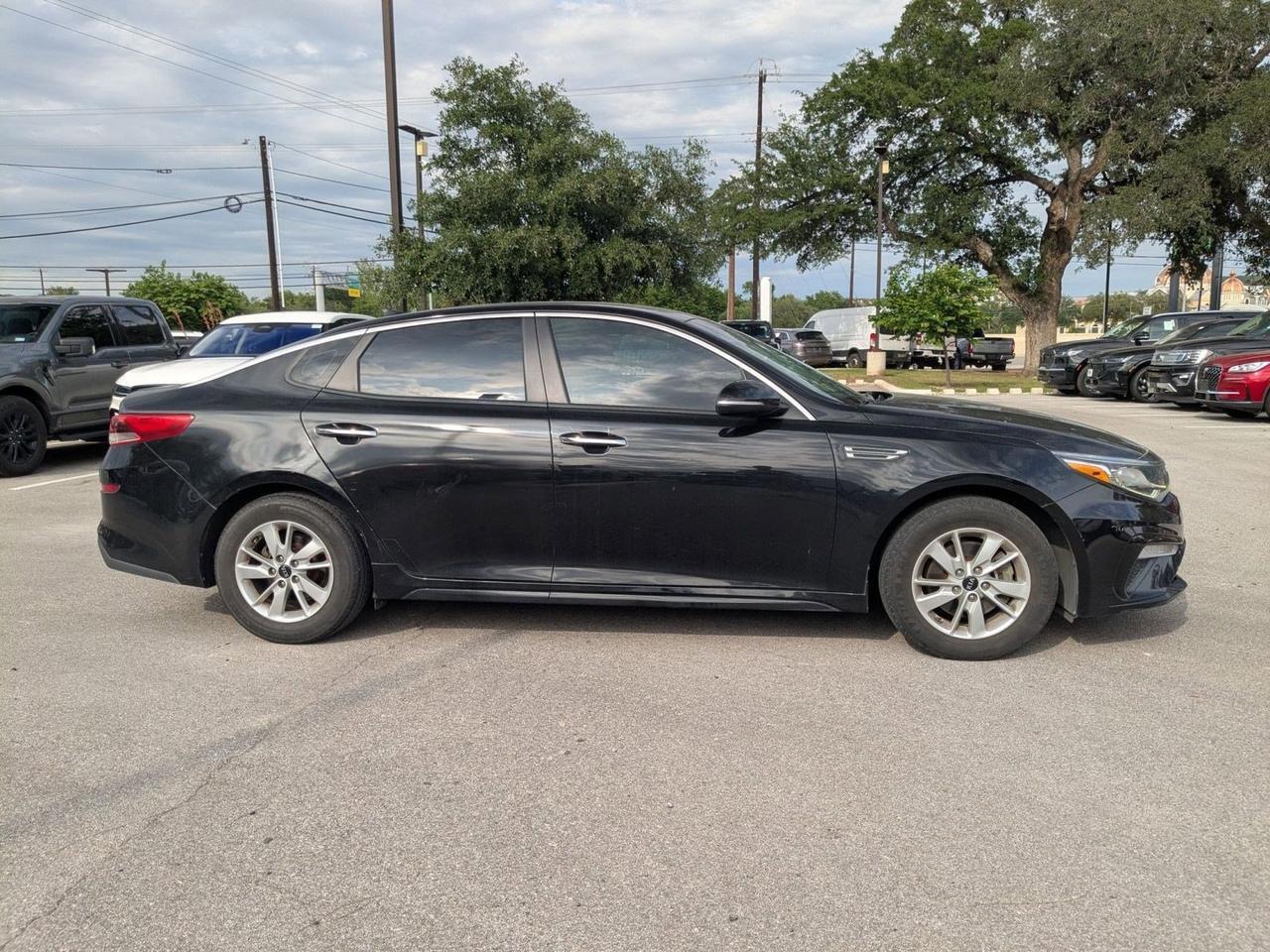 2019 Kia Optima LX