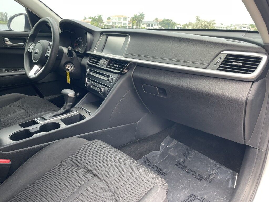 2019 Kia Optima LX~CLEAN CARFAX~ONLINE FINANCE~CRUISE CONTROL~PARKING SENSORS~REARVIEW CAMERA Sarasota FL