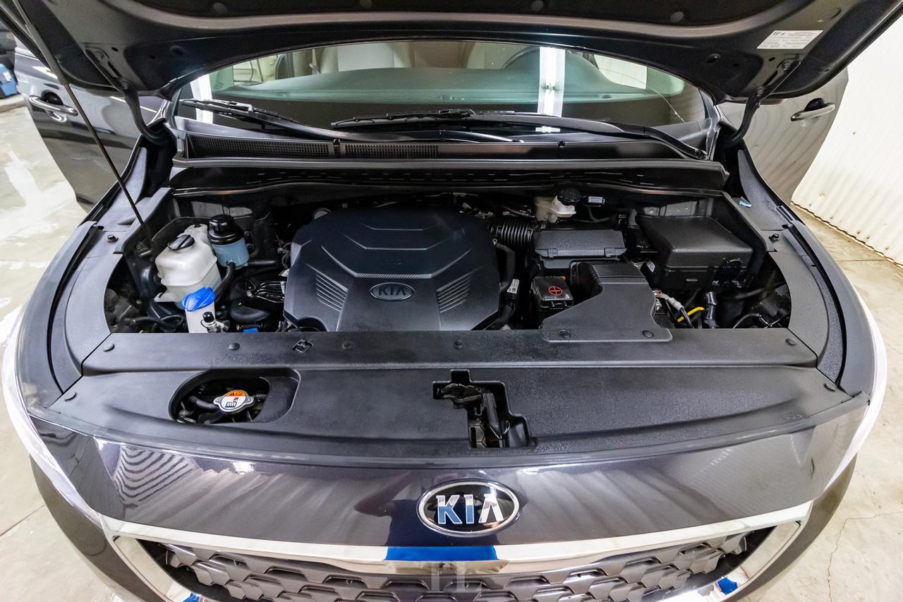 2019 Kia Sedona LX+ BCam 3rd Row Red Deer AB