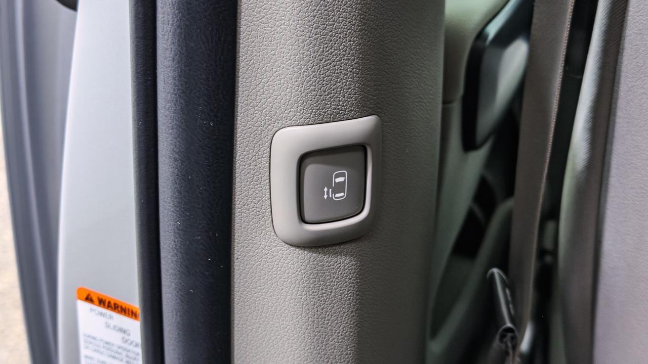 2019 Kia Sedona LX Tallmadge OH