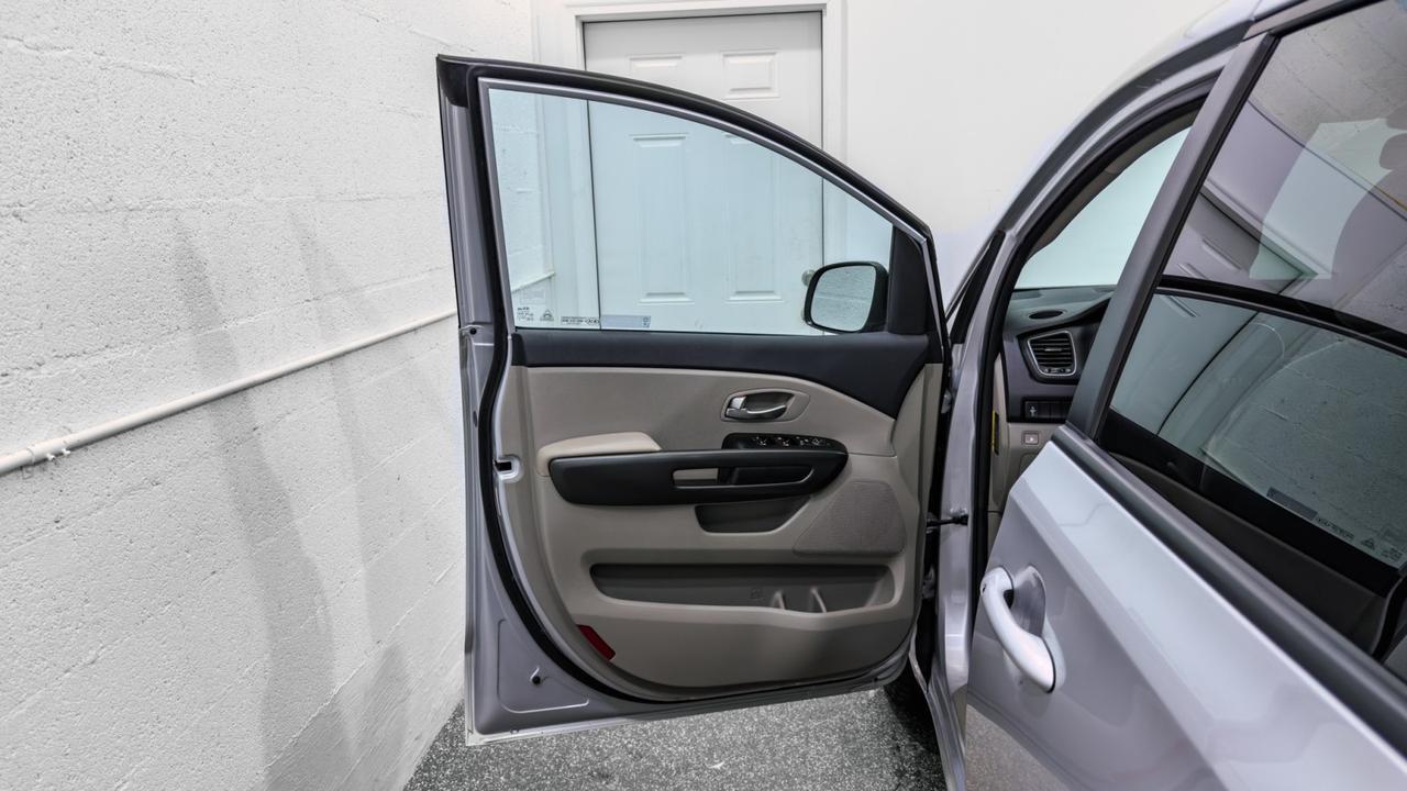 2019 Kia Sedona LX Tallmadge OH