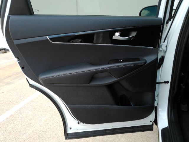 2019 Kia Sorento 2.4L LX Plano TX