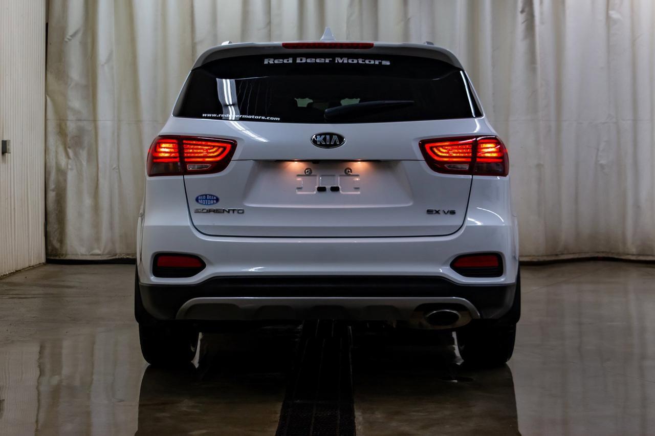 2019 Kia Sorento AWD EX 3rd Row Leather BCam Red Deer AB