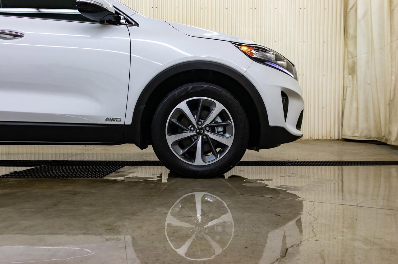 2019 Kia Sorento AWD EX 3rd Row Leather BCam Red Deer AB
