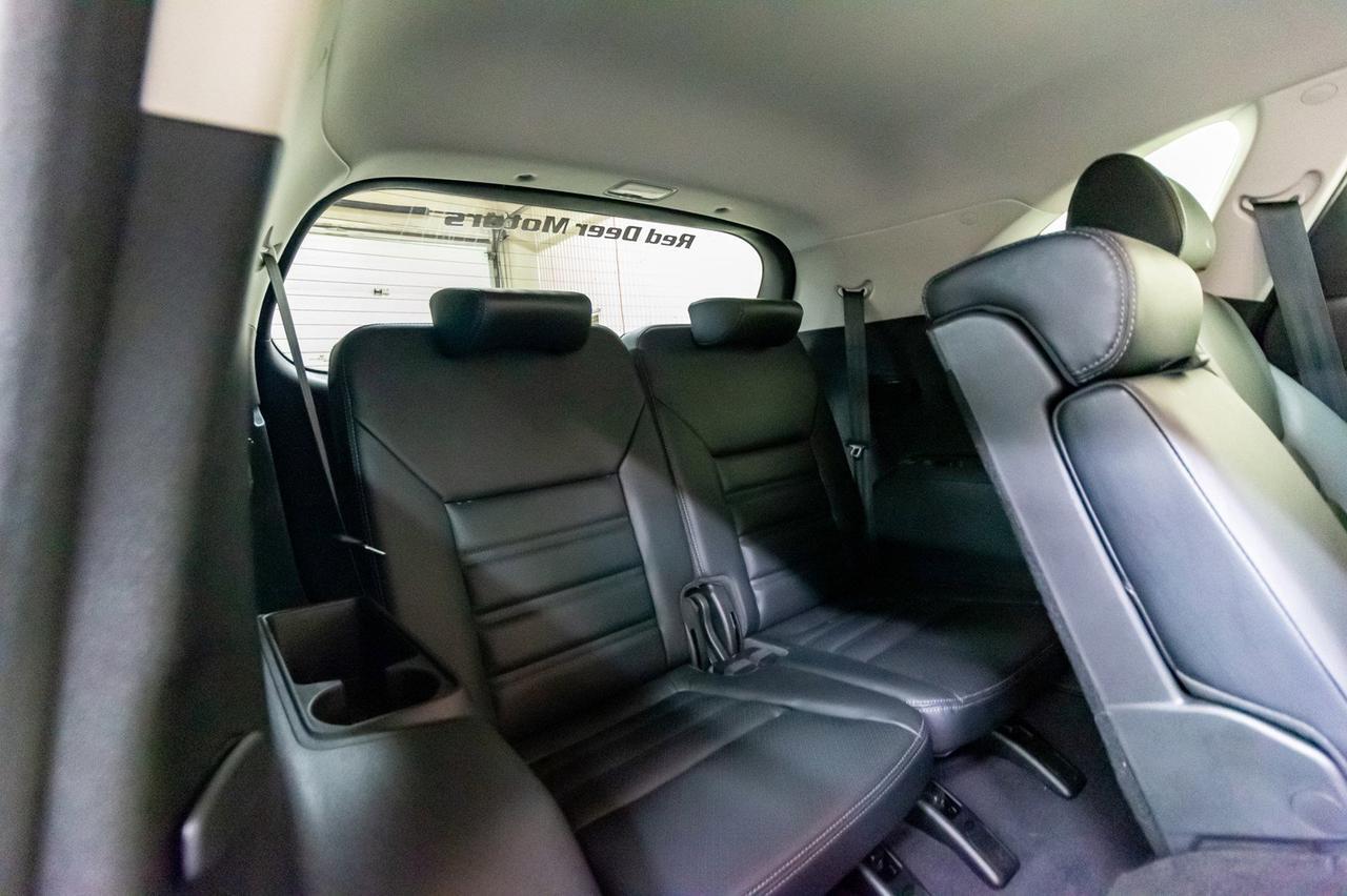 2019 Kia Sorento AWD EX 3rd Row Leather BCam Red Deer AB