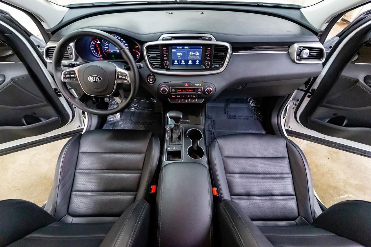 2019 Kia Sorento AWD EX 3rd Row Leather BCam Red Deer AB