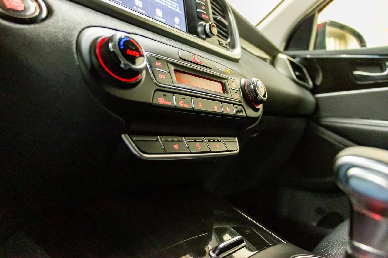 2019 Kia Sorento AWD EX BCam 7 Passenger Red Deer AB