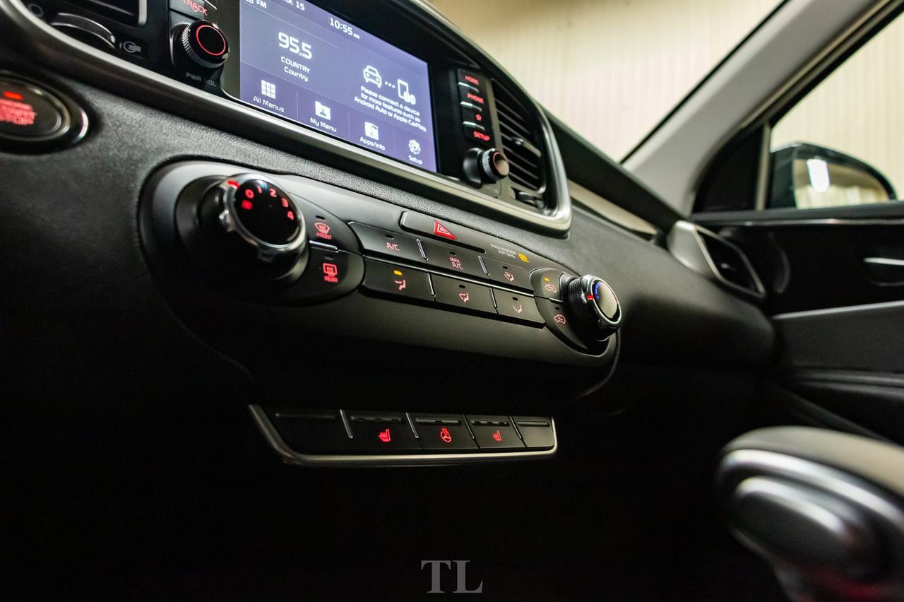 2019 Kia Sorento AWD EX Leather BCam 3rd Row Red Deer AB