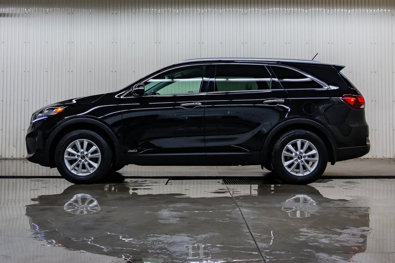 2019 Kia Sorento AWD EX Leather BCam 3rd Row Red Deer AB