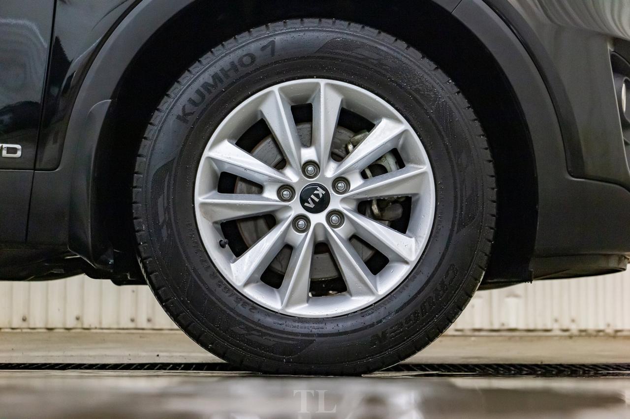 2019 Kia Sorento AWD EX Leather BCam 3rd Row Red Deer AB