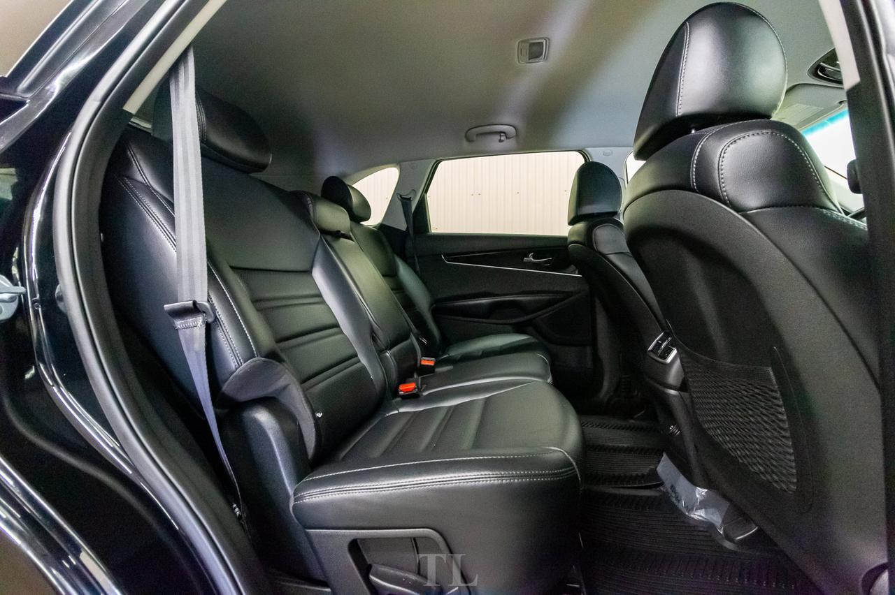 2019 Kia Sorento AWD EX Leather BCam 3rd Row Red Deer AB