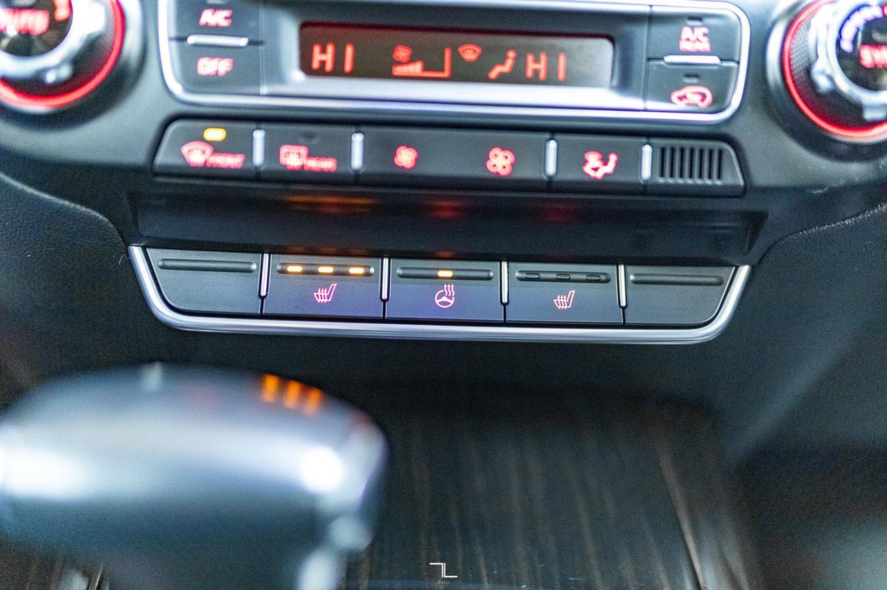 2019 Kia Sorento AWD EX Premium Leather Roof Bcam Red Deer AB