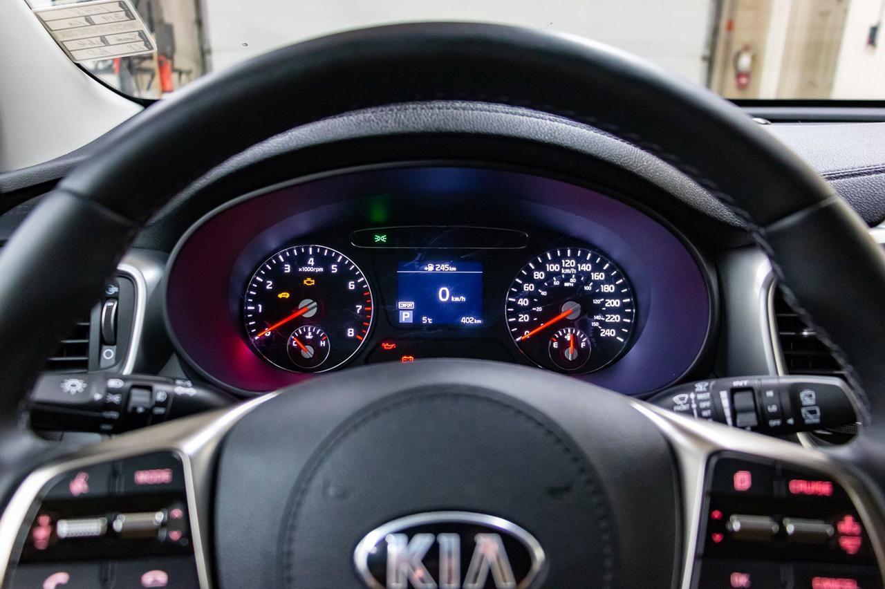 2019 Kia Sorento AWD LX 3rd Row BCam Red Deer AB