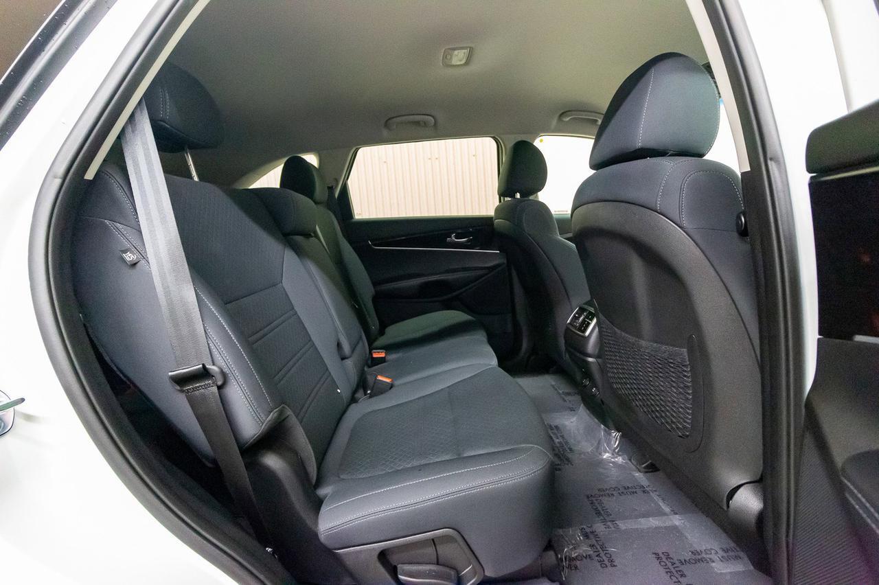 2019 Kia Sorento AWD LX 3rd Row BCam Red Deer AB