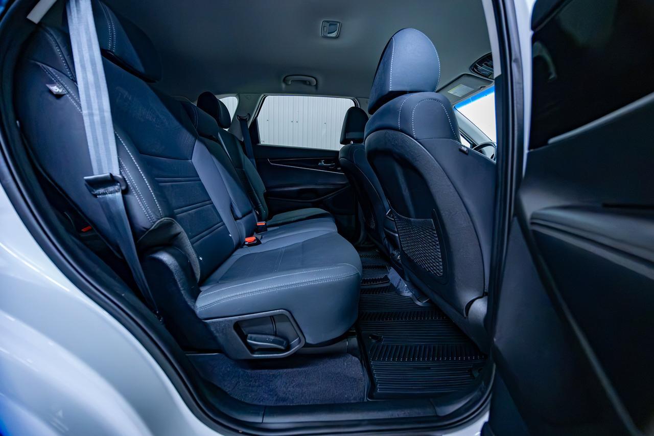2019 Kia Sorento AWD LX LOAD HSEAT BCAM Red Deer AB