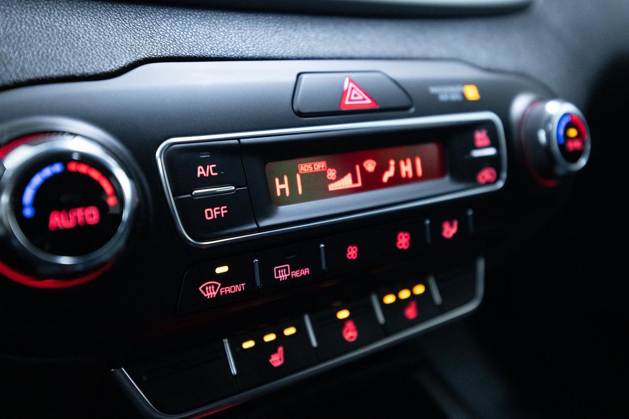 2019 Kia Sorento AWD LX LOAD HSEAT BCAM Red Deer AB