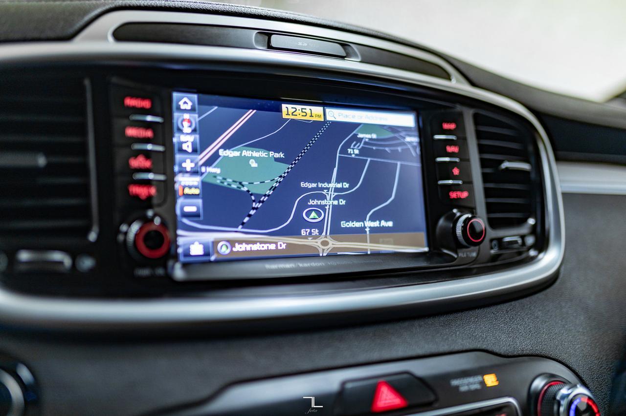 2019 Kia Sorento AWD SX Plus Leather Roof Nav BCam Red Deer AB