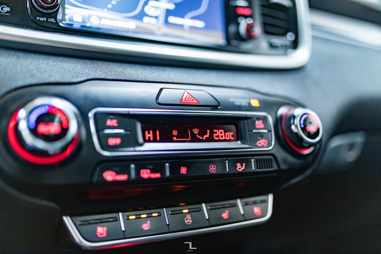 2019 Kia Sorento AWD SX Plus Leather Roof Nav BCam Red Deer AB