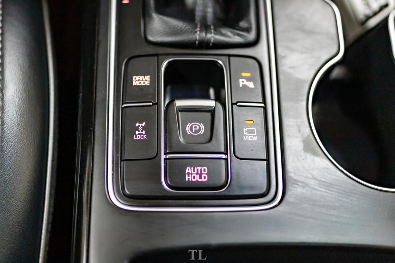 2019 Kia Sorento AWD SXL Limited Leather Roof Nav BCam Red Deer AB