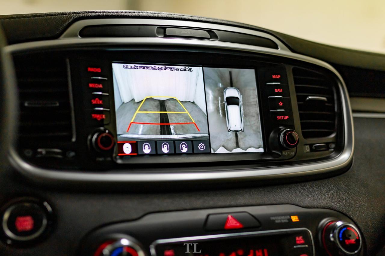 2019 Kia Sorento AWD SXL Limited Leather Roof Nav BCam Red Deer AB