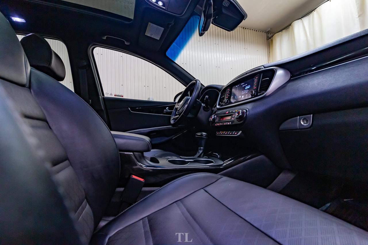 2019 Kia Sorento AWD SXL Limited Leather Roof Nav BCam Red Deer AB