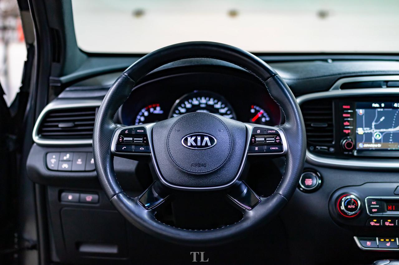 2019 Kia Sorento AWD SXL Limited Leather Roof Nav BCam Red Deer AB