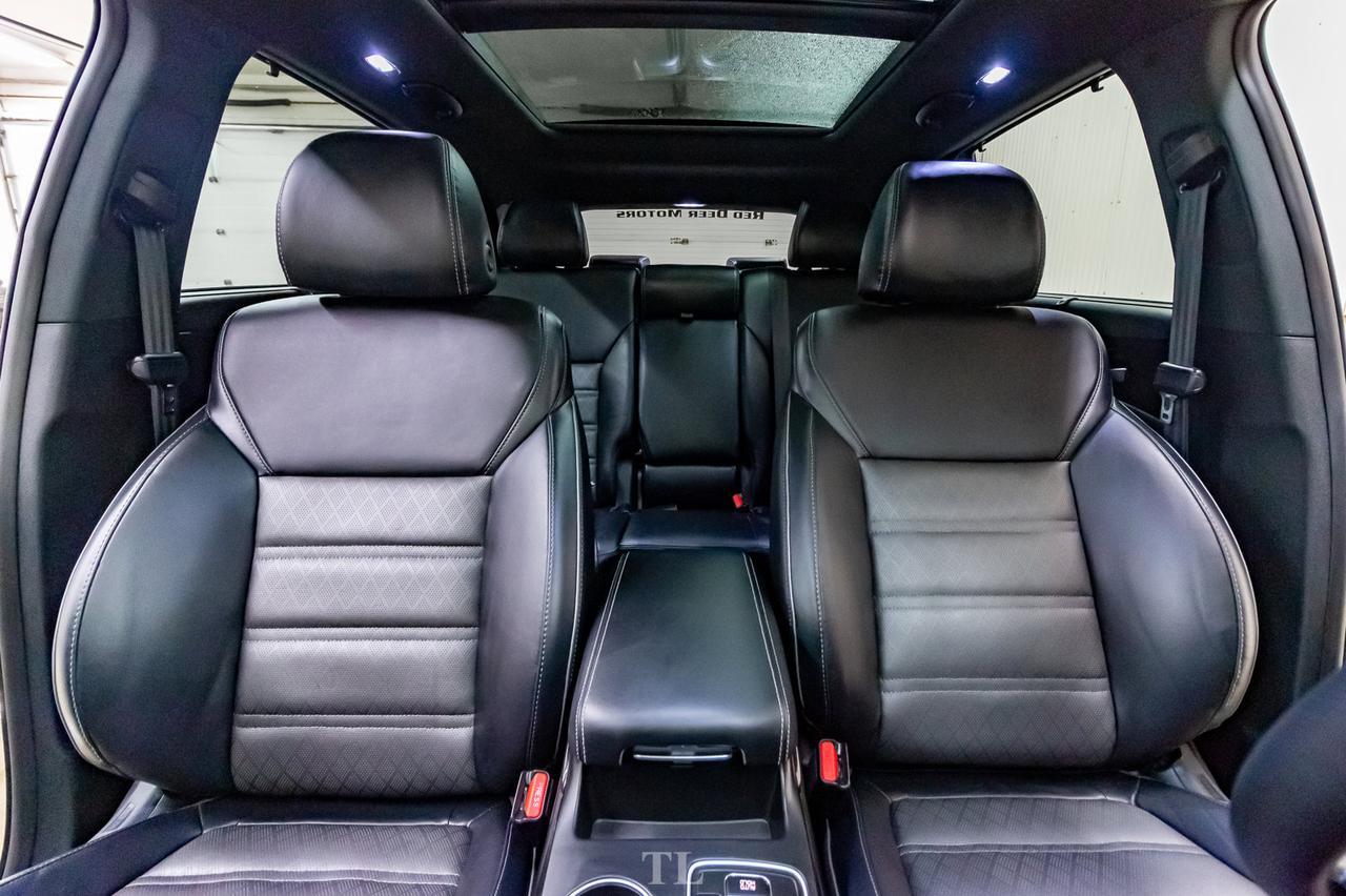 2019 Kia Sorento AWD SXL Limited Leather Roof Nav BCam Red Deer AB