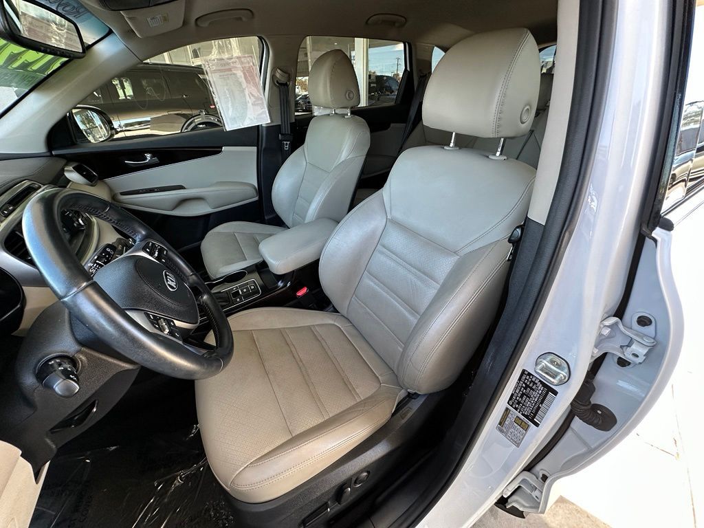 2019 Kia Sorento EX