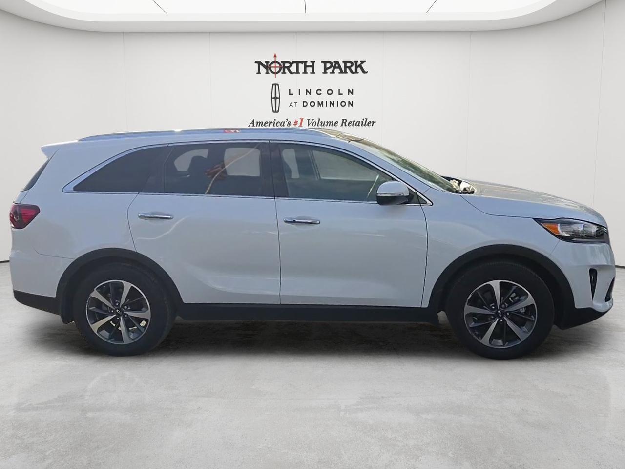 2019 Kia Sorento EX V6