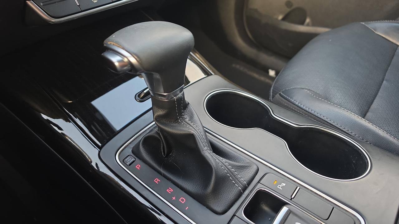 2019 Kia Sorento EX V6
