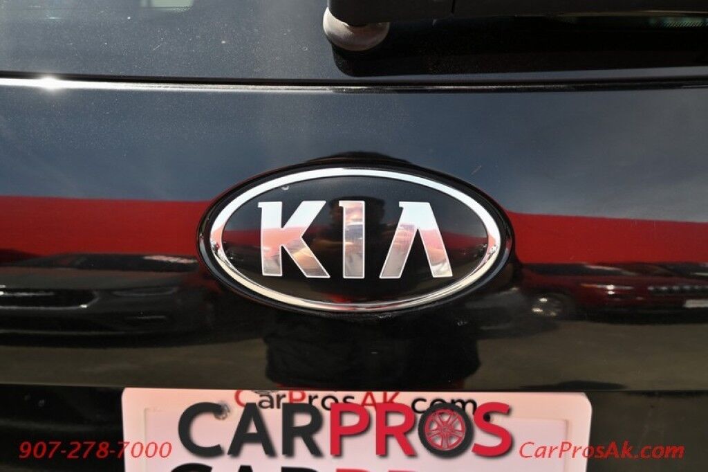 2019 Kia Sorento L - 2.4L - Automatic - Power Door Locks & Windows - Bluetooth - Keyless Entry - Cruise Control - Steering Wheel Controls - Backup Camera Anchorage AK