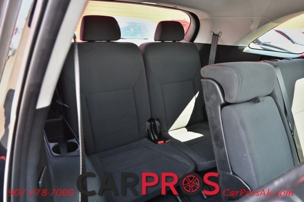 2019 Kia Sorento L - 2.4L - Automatic - Power Door Locks & Windows - Bluetooth - Keyless Entry - Cruise Control - Steering Wheel Controls - Backup Camera Anchorage AK