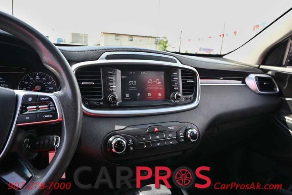 2019 Kia Sorento L - 2.4L - Automatic - Power Door Locks & Windows - Bluetooth - Keyless Entry - Cruise Control - Steering Wheel Controls - Backup Camera Anchorage AK