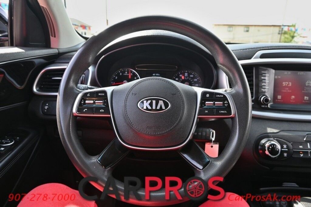 2019 Kia Sorento L - 2.4L - Automatic - Power Door Locks & Windows - Bluetooth - Keyless Entry - Cruise Control - Steering Wheel Controls - Backup Camera Anchorage AK