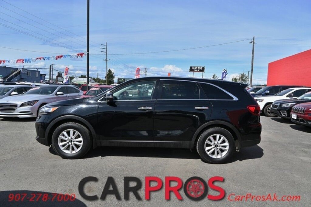 2019 Kia Sorento L - 2.4L - Automatic - Power Door Locks & Windows - Bluetooth - Keyless Entry - Cruise Control - Steering Wheel Controls - Backup Camera Anchorage AK