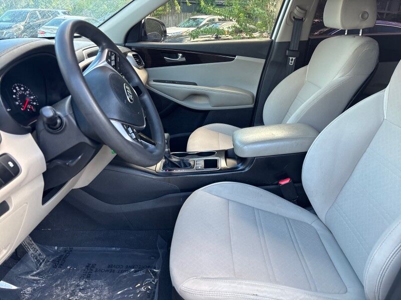 2019 Kia Sorento LX photo 10