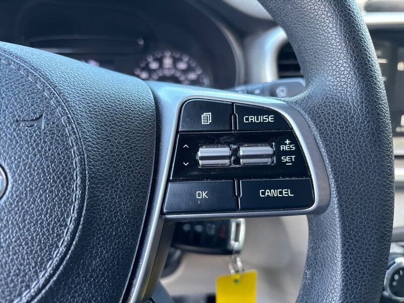2019 Kia Sorento LX photo 17