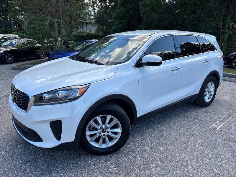 2019 Kia Sorento LX photo 2