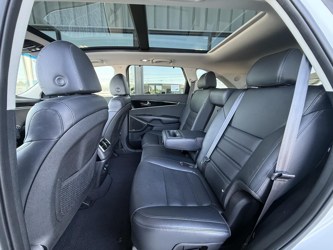 2019 Kia Sorento SX V6 photo 34