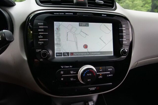 2019 Kia Soul + / Harmon Kardon Audio / Navigation! High Point NC