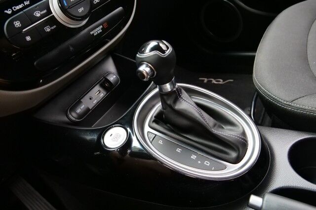 2019 Kia Soul + / Harmon Kardon Audio / Navigation! High Point NC