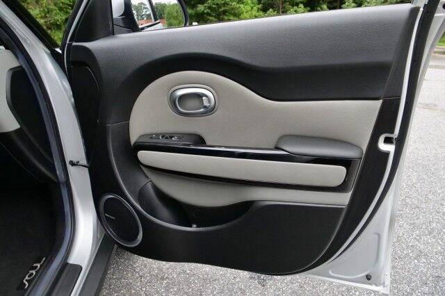 2019 Kia Soul + / Harmon Kardon Audio / Navigation! High Point NC