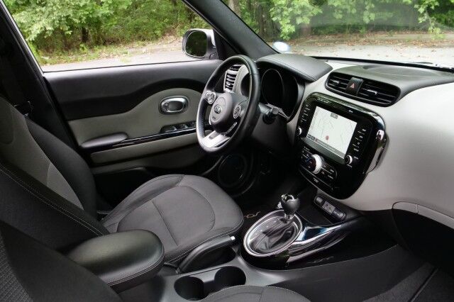 2019 Kia Soul + / Harmon Kardon Audio / Navigation! High Point NC