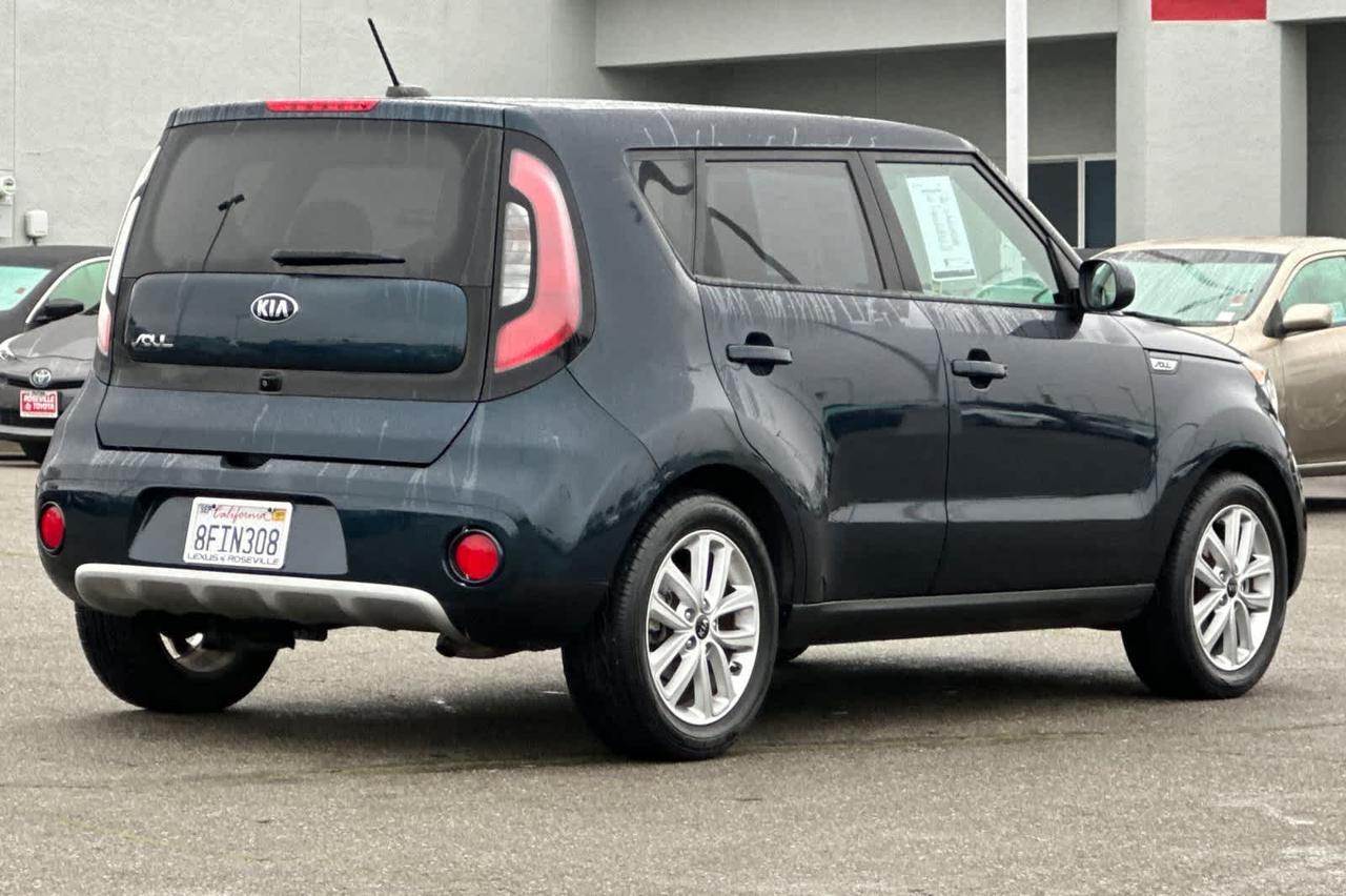 2019 Kia Soul +