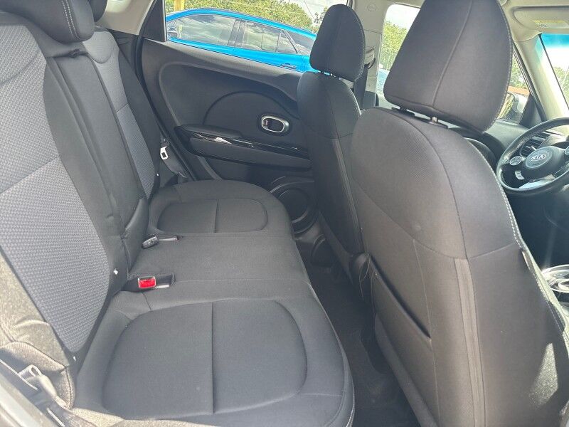 2019 Kia Soul + w/PREMIUM AUDIO . NAVI. Seffner FL