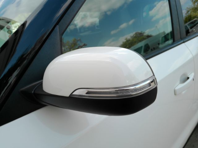 2019 Kia Soul EV + Plano TX