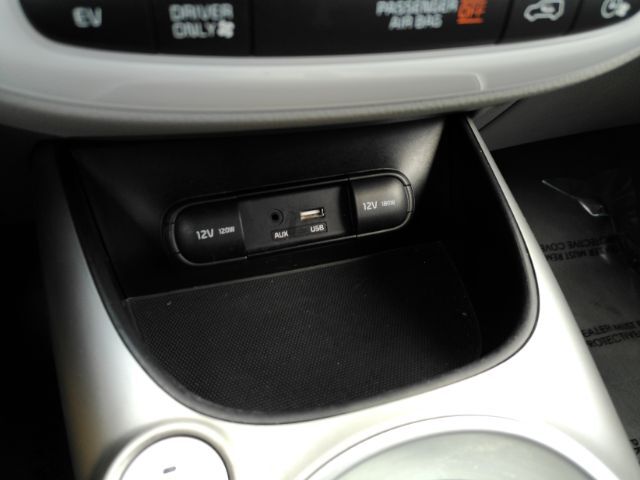 2019 Kia Soul EV + Plano TX