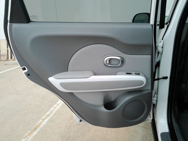 2019 Kia Soul EV + Plano TX